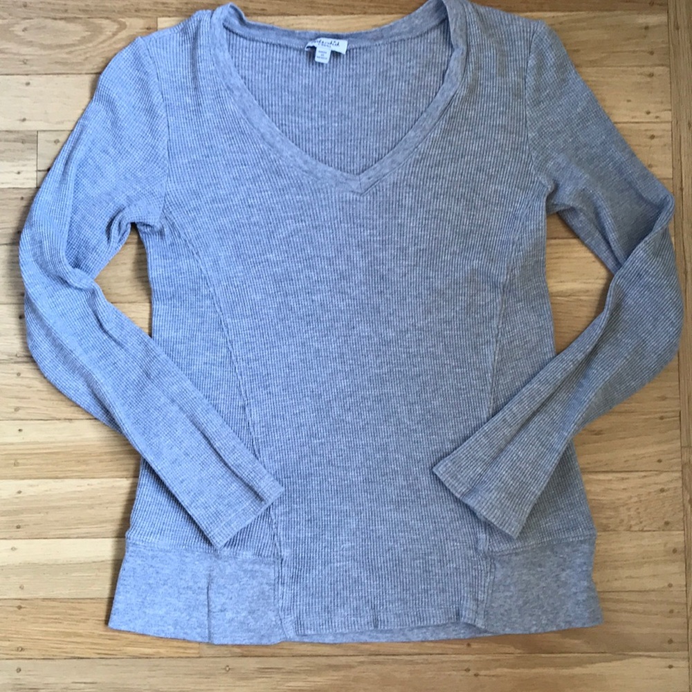 Splendid V-Neck Sweater